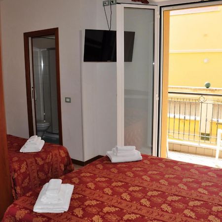 Hotel Belvedere Misano Adriatico Buitenkant foto