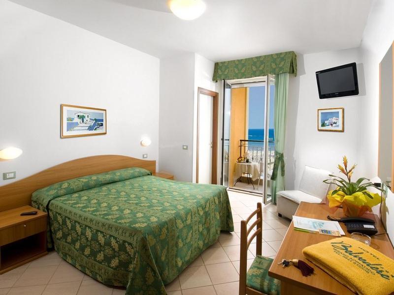 Hotel Belvedere Misano Adriatico Buitenkant foto